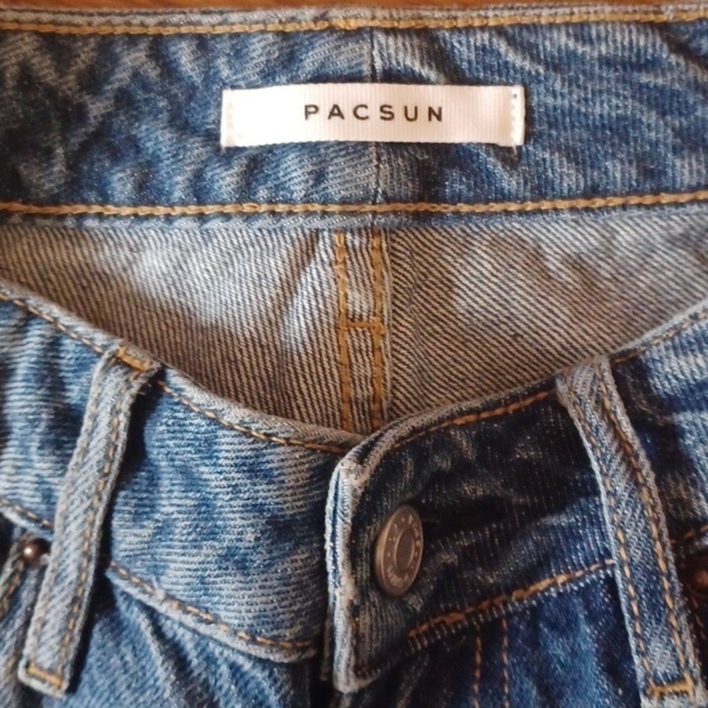 Pacsun  lighter wash Mom jeans. Size 24. Perfect color for Spring! - Picture 7 of 12